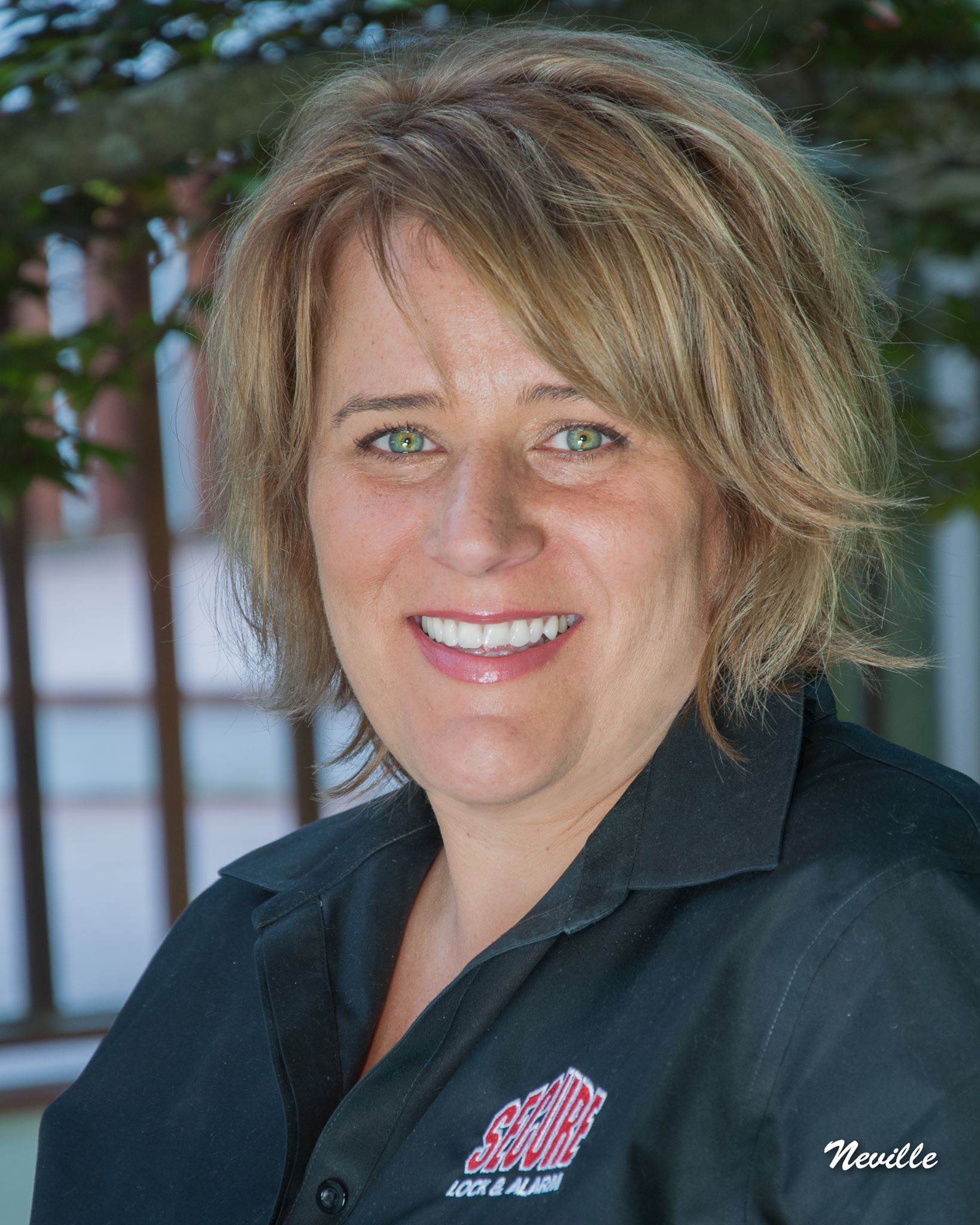 Portrait of Shelly Bedrossian