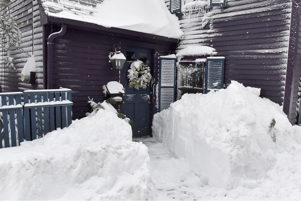 Screenshot 2026-01-30 at 14-52-06 Scenes from around town during and after the storm